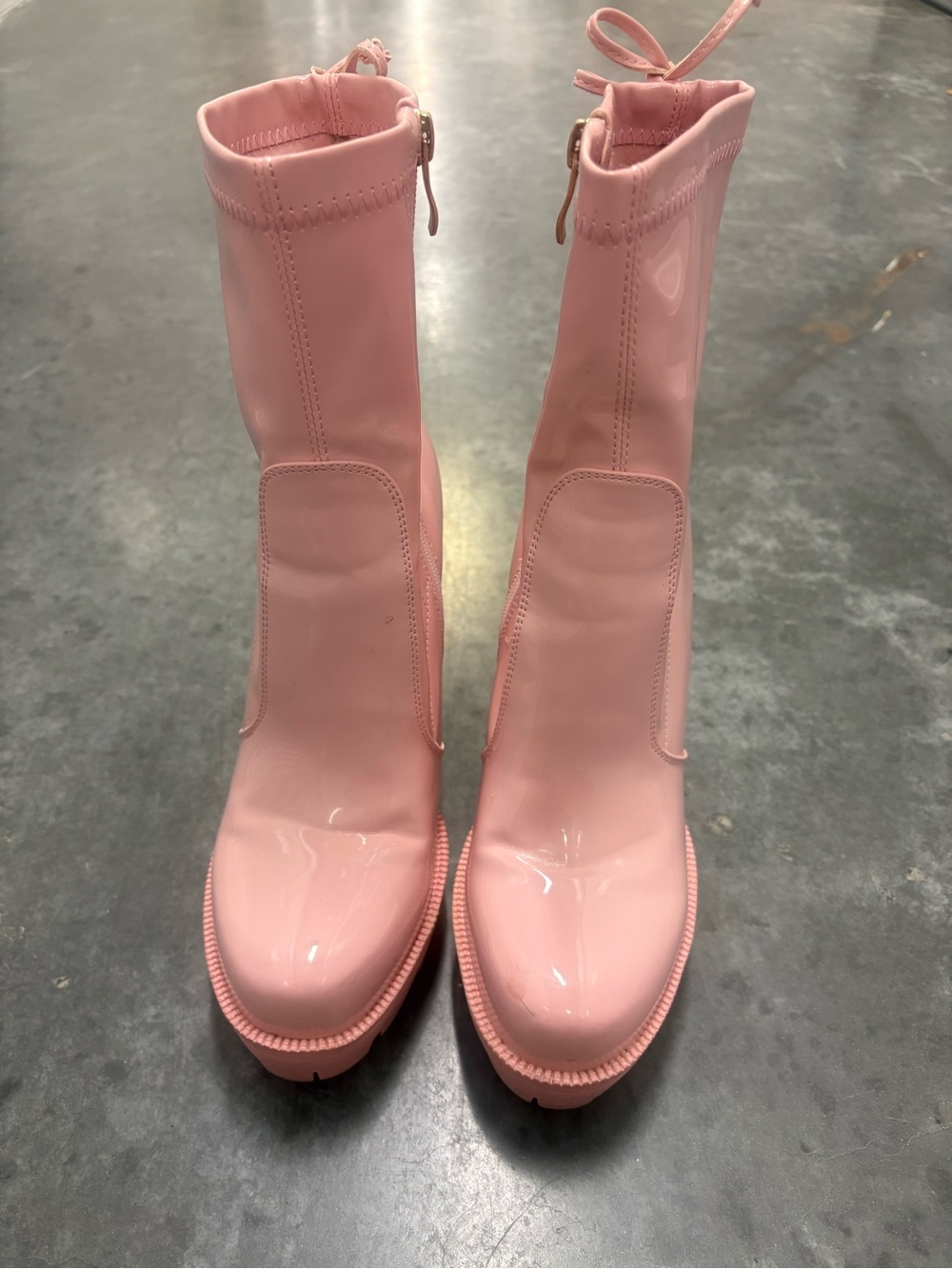 AZALEA WANG Pink Patent Platform Chunky Heel Ankle Boots Size 8.5